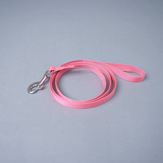 Pink Trendy Nylon Leash with Strong Metallic Hook for Dogs